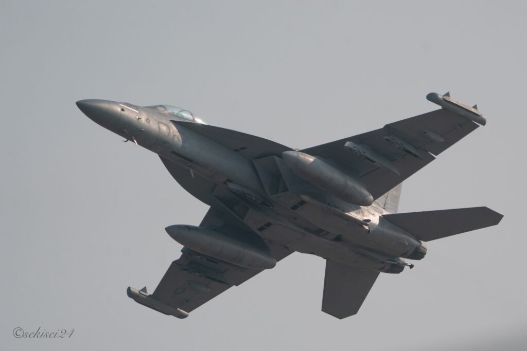F-18ホーネット