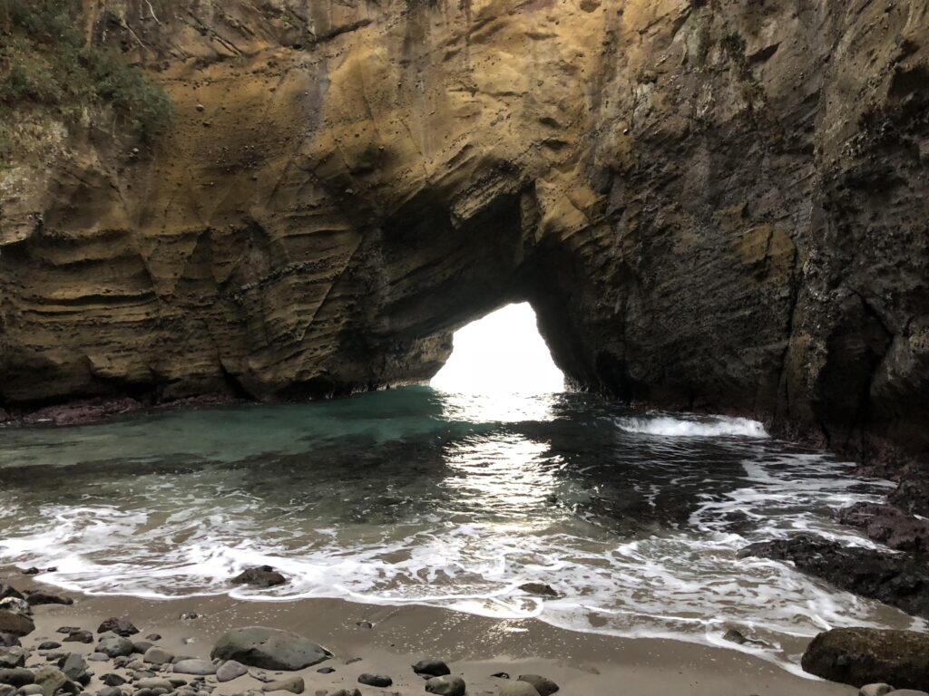 龍宮窟