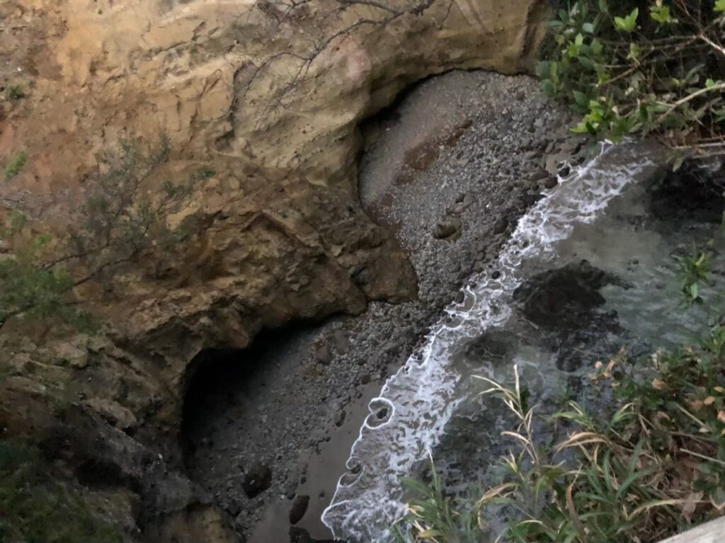 龍宮窟