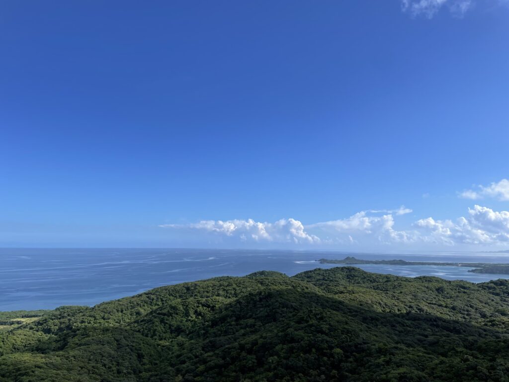 屋良部岳