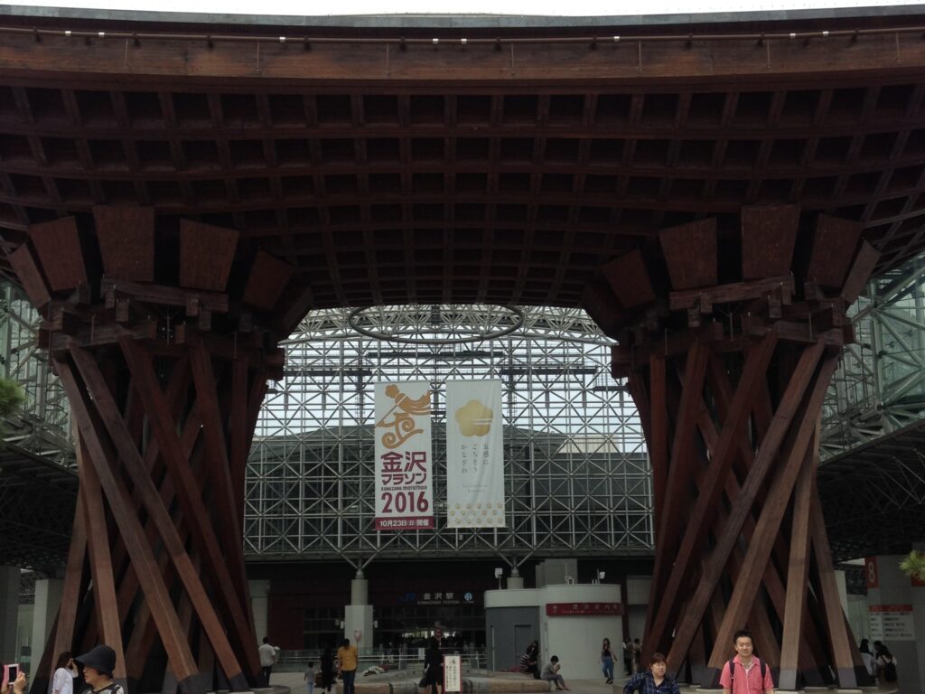 金沢駅