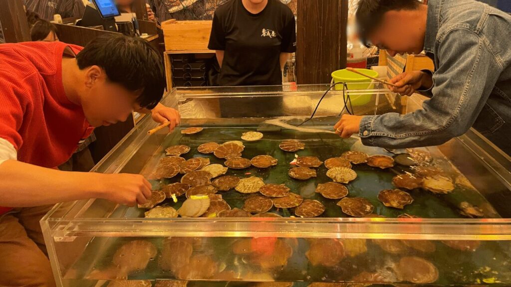 青森屋 ホタテ釣り