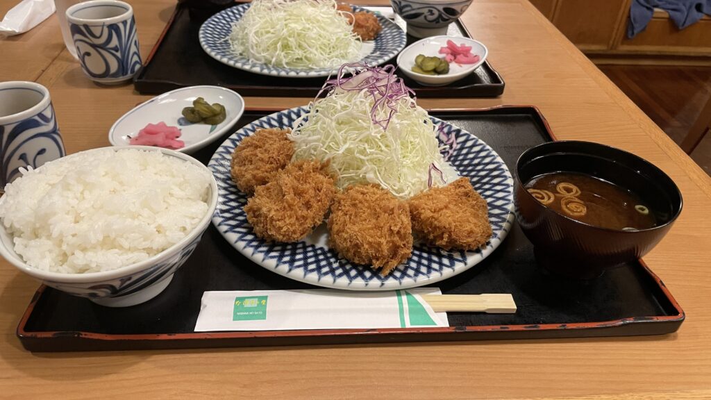 なばなの里 とんかつ かつ○