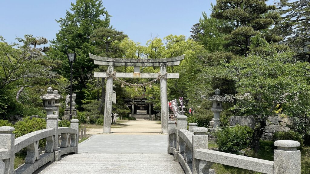 吉香神社　吉香公園