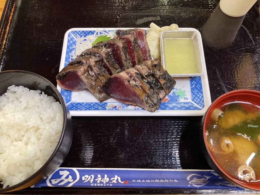 ひろめ市場
