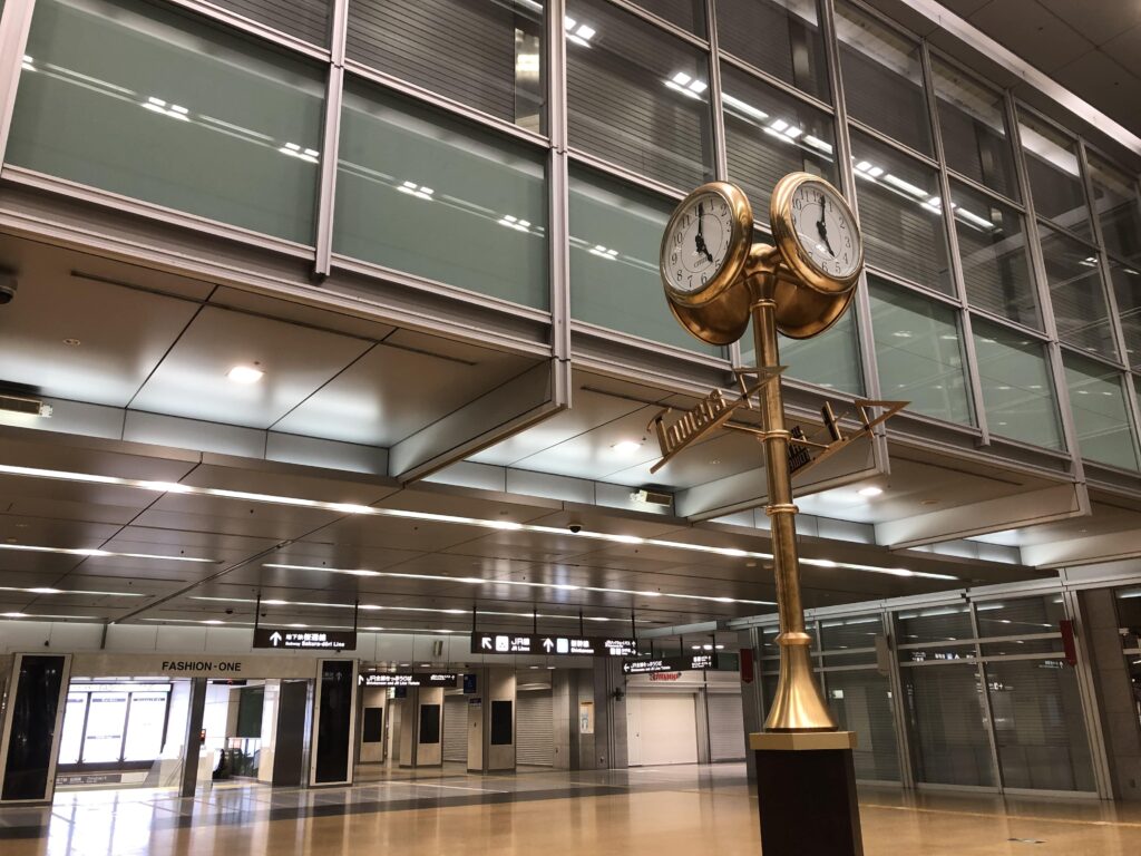名古屋駅 金時計