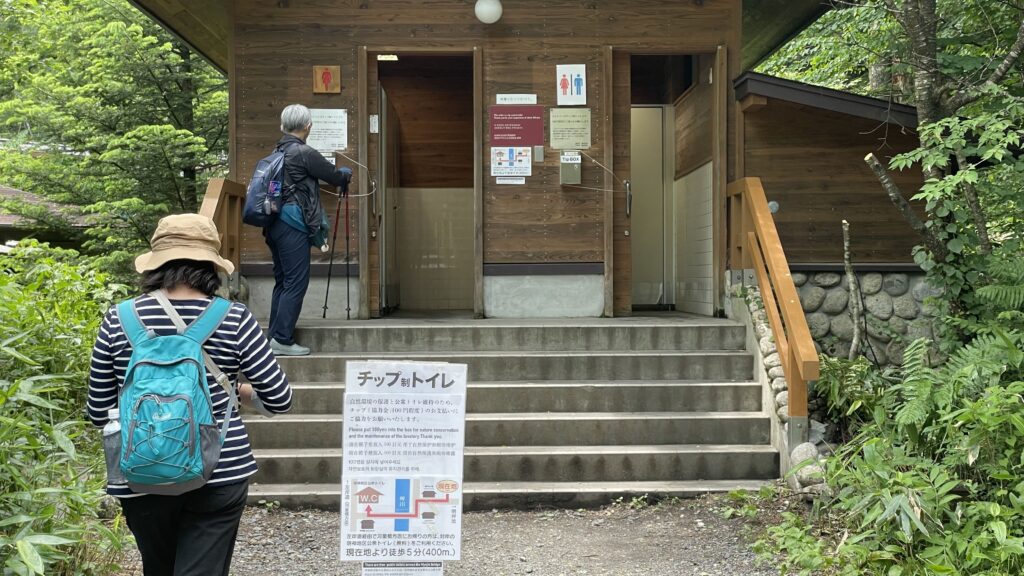穂高神社奥宮　上高地　明神池