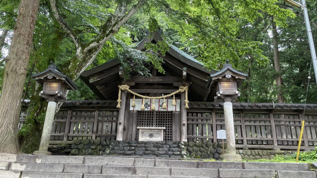 諏訪大社　上社前宮