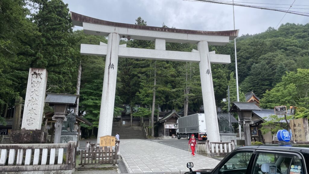 諏訪大社　上社本宮