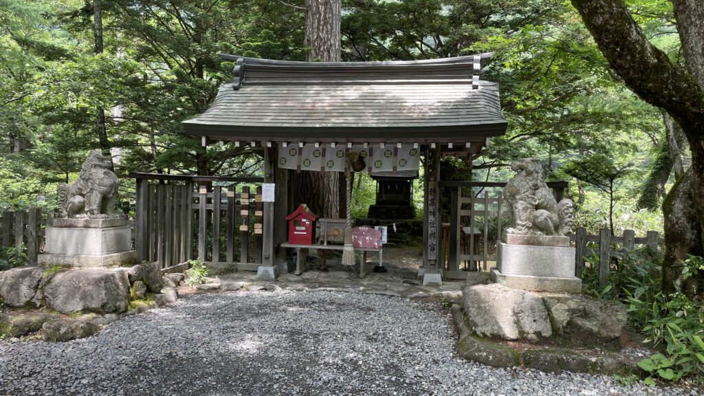 上高地　穂高神社奥宮