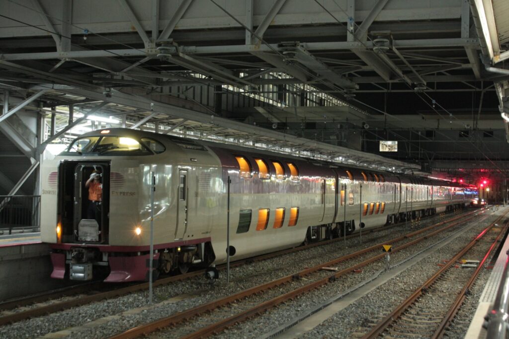岡山駅 サンライズ出雲