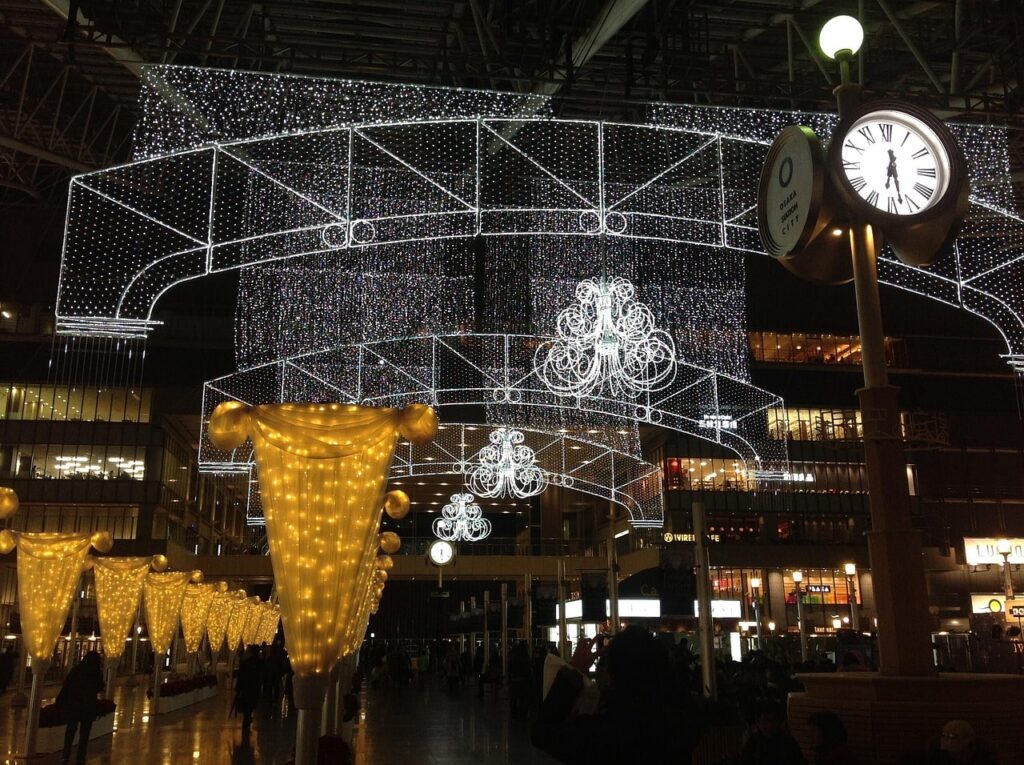 梅田駅　大阪駅