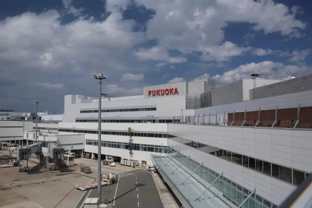 福岡空港
