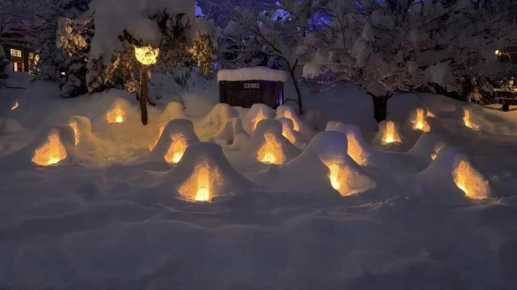 湯西川温泉かまくら祭り