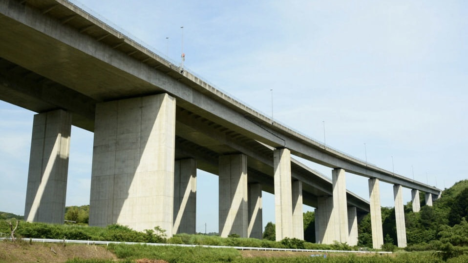 新東名高速道路