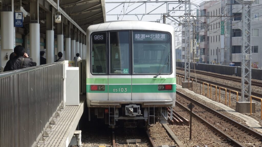 東京メトロ千代田線