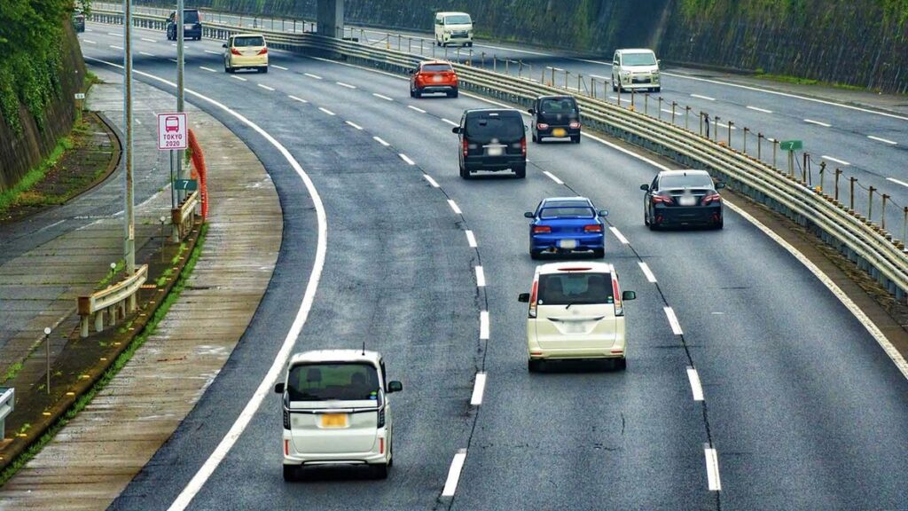 関越自動車道