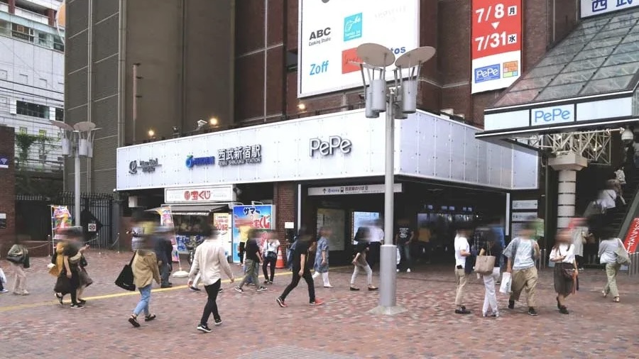 西武新宿線　西武新宿駅
