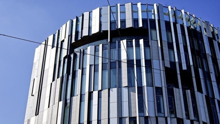 富山市ガラス美術館(TOYAMAキラリ)