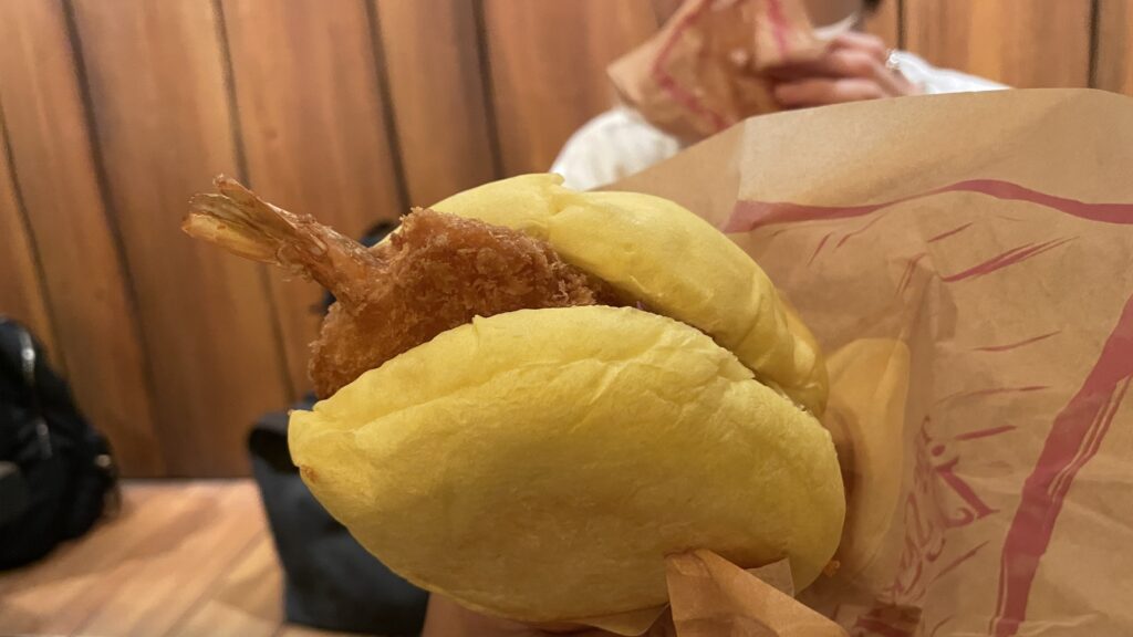 東京ディズニーシー　スナグリーダックリング　シュリンプバーガー