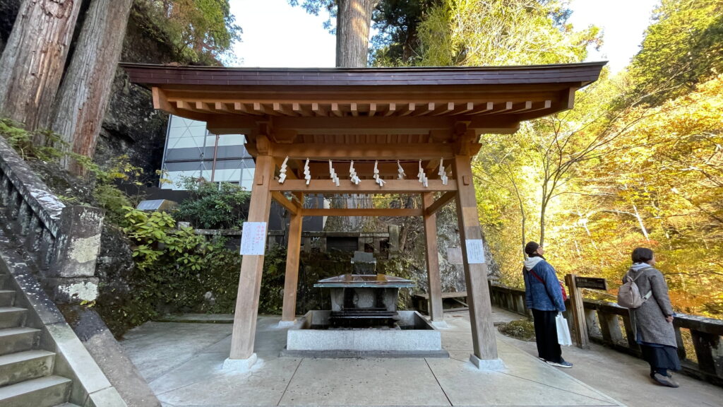 榛名神社