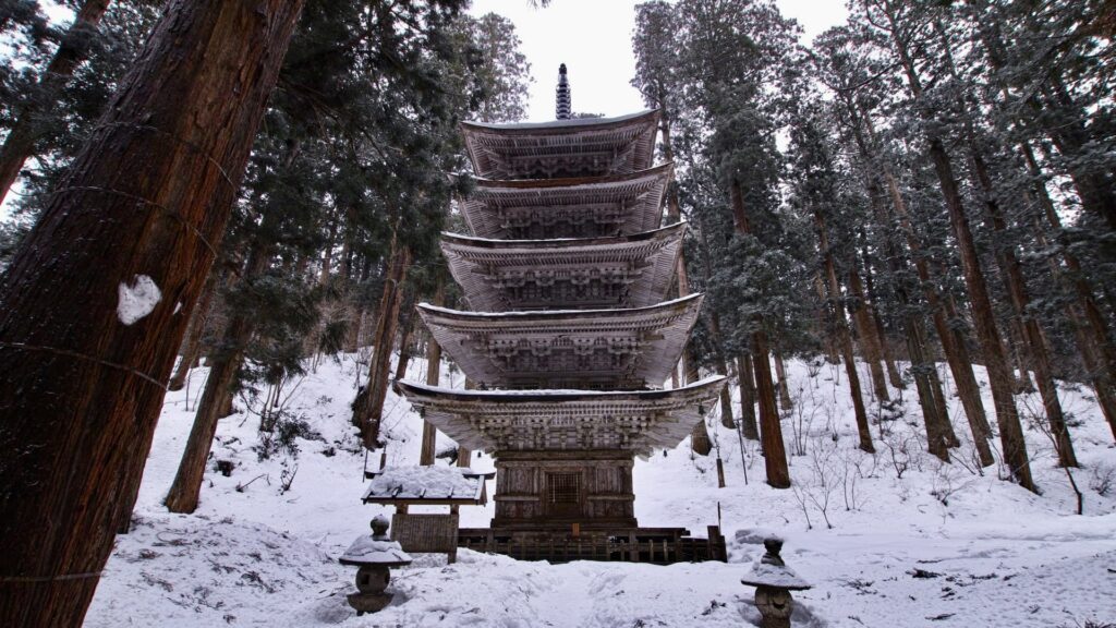 羽黒山五重塔