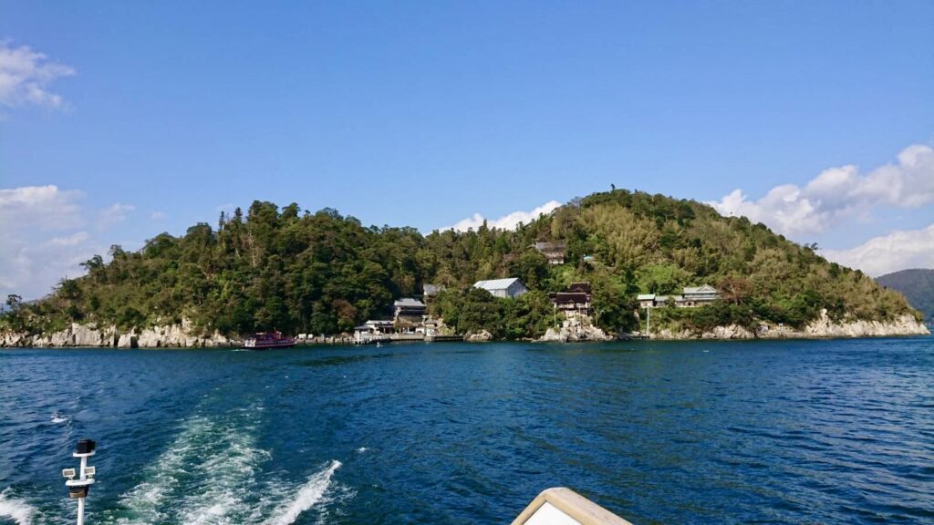 竹生島