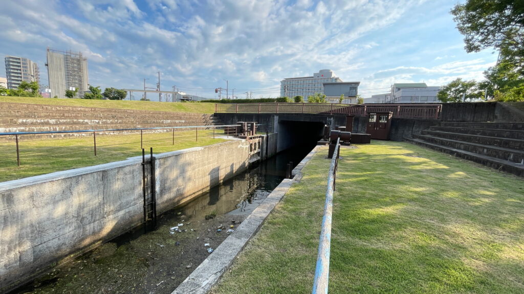富岩運河環水公園