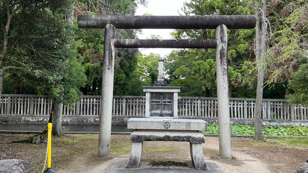 前田利長公墓所