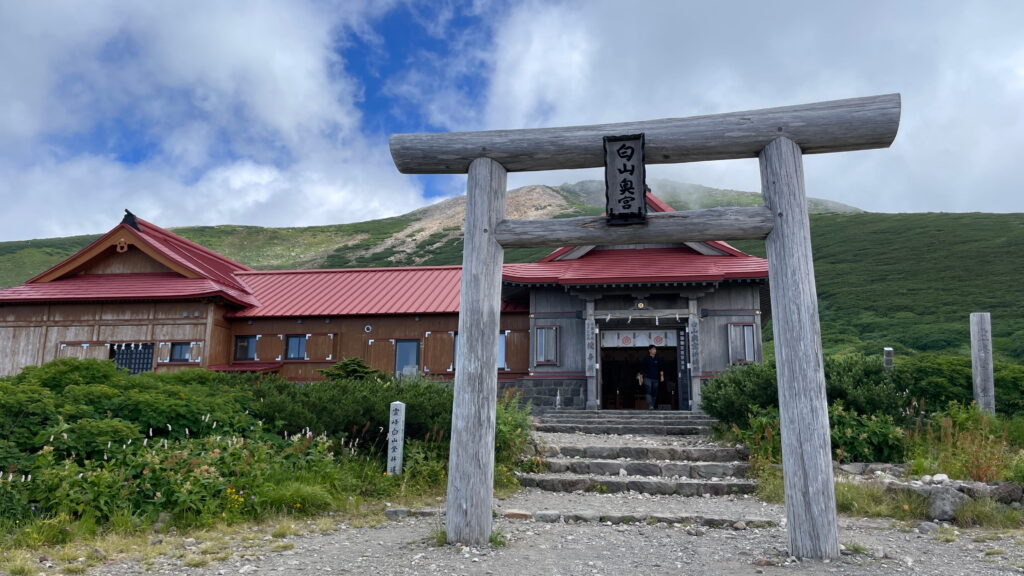 白山比咩神社