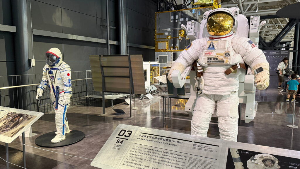 岐阜かかみがはら航空宇宙博物館　宇宙服